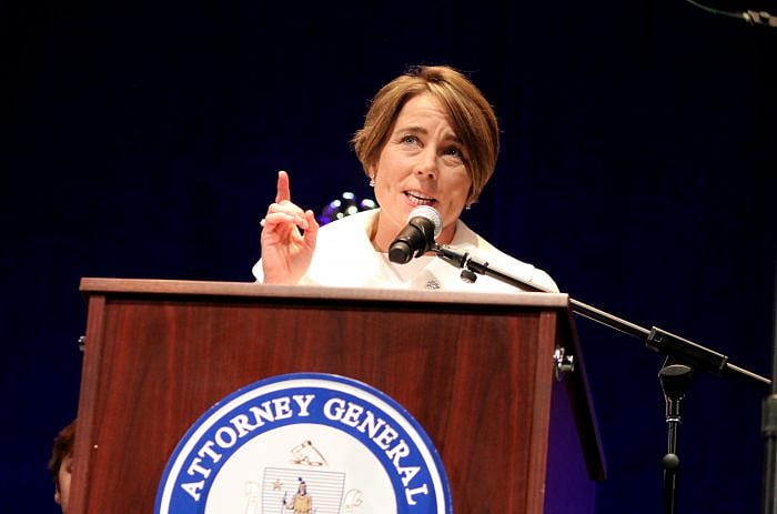 newbostonpost.com