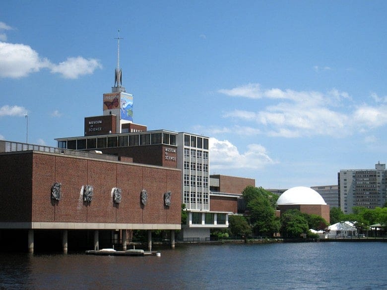 Error in golden ratio at exhibit? Museum now says it’s right