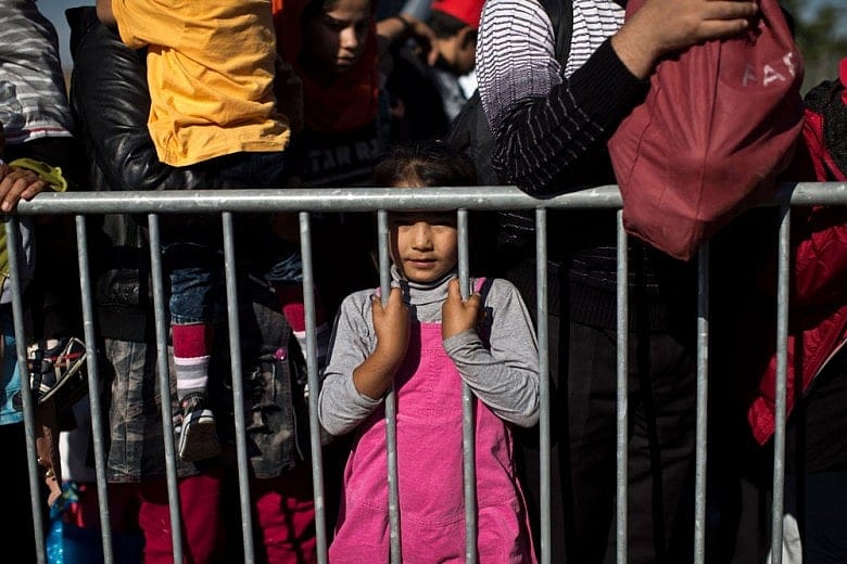 Deeply-divided EU to hold emergency summit on migrant crisis