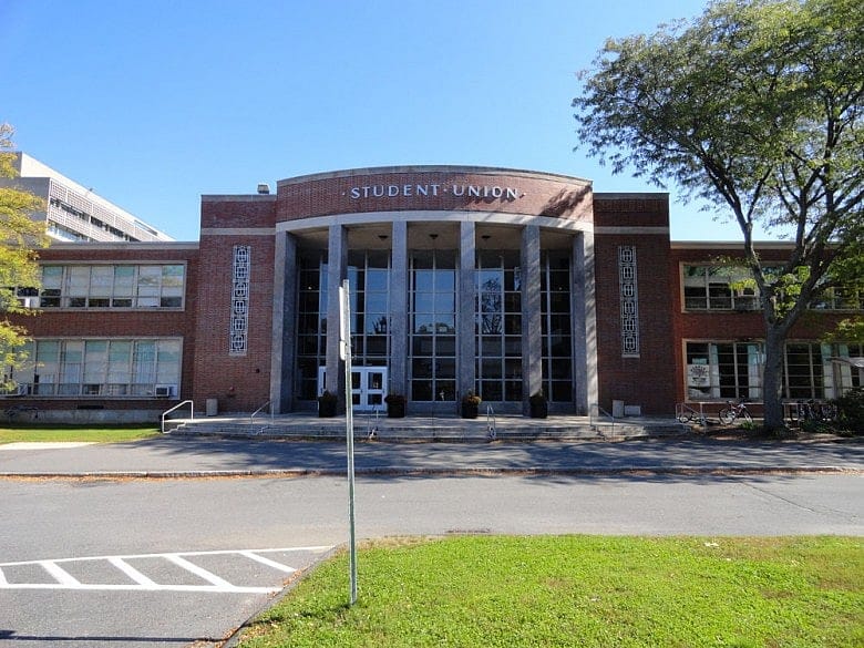 UMass might create School of Public Policy at Amherst campus