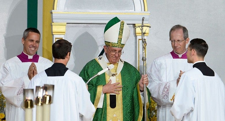 Pope to bishops: Help youth be brave in opting for marriage and family