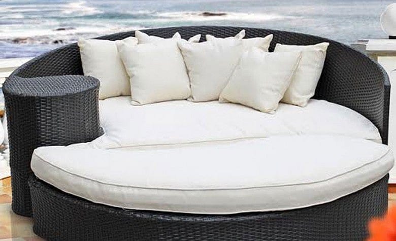 Massachusetts is #1 outdoor decor trend-setter