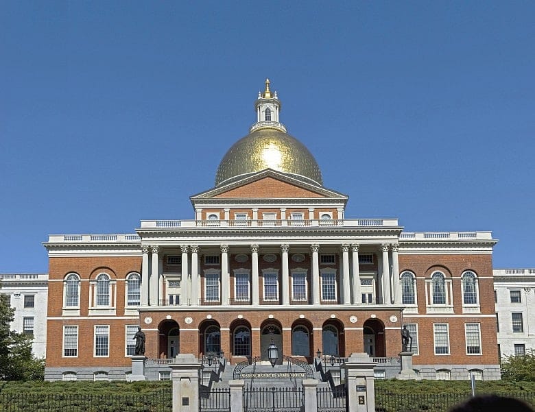 Budget deficit may reach $370 million this year