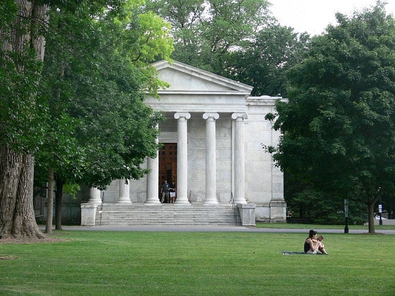 Campuses erupt as students pursue racial grievances