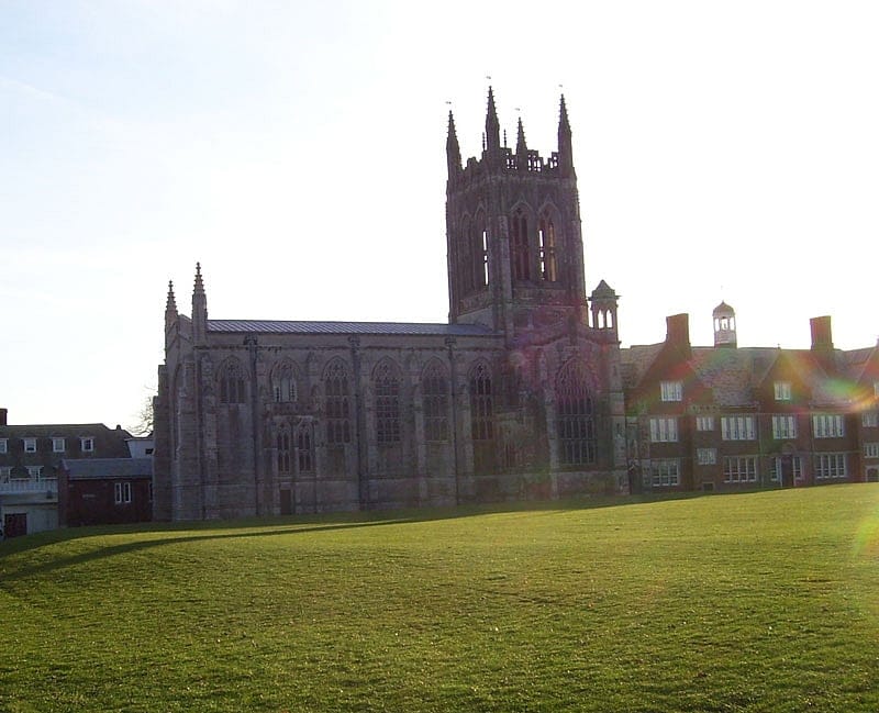 Elite R.I. school working to settle with alumni over sexual abuse