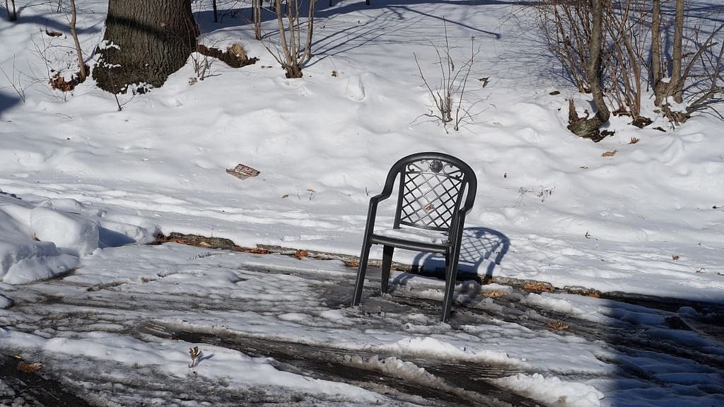 Boston cancels school ahead of snowstorm