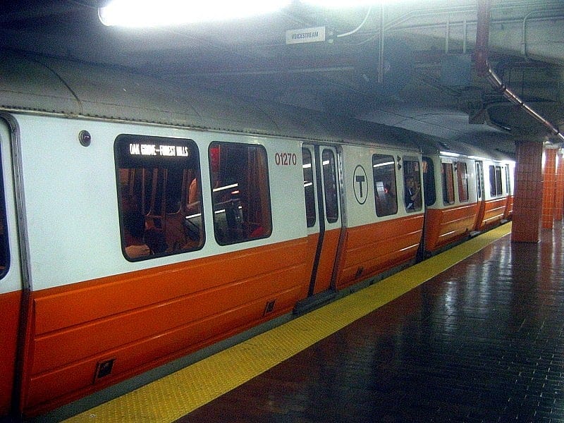 Smoke-filled subway leads passengers to kick out windows to escape
