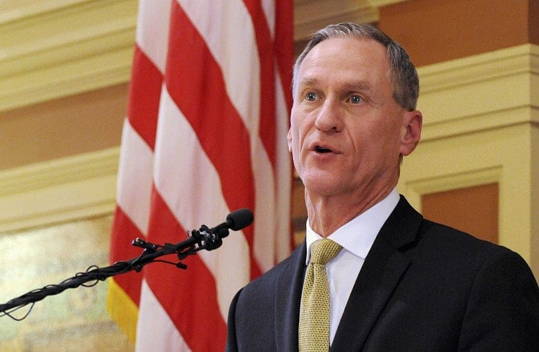 Bathroom bill vetoed by SD governor, citing local control