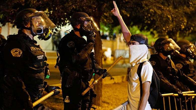 Protests turn violent outside Trump rally in New Mexico