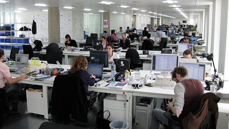 Equal pay for less work? Every day men work 42 minutes more than women