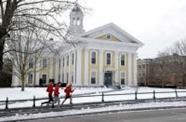Wheaton College Responds to Trump’s Ban with Refugee Scholarship