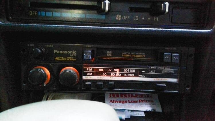 AM Radio In Every Car?  Ed Markey Says Yes