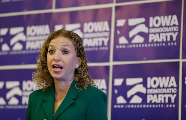 Democratic Party lags in money before presidential year