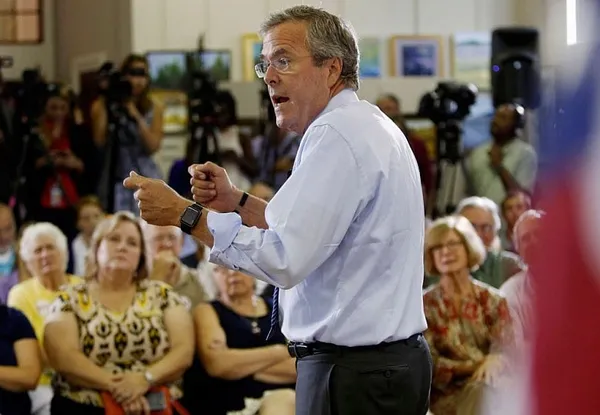 Bush struggles to keep spotlight, break away from last name