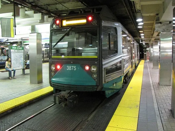 Costs balloon on Green Line Extension, a Big Dig legacy