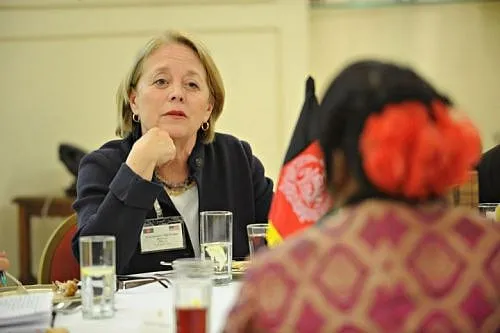 Tsongas becomes latest Mass. Democrat to back Iran deal