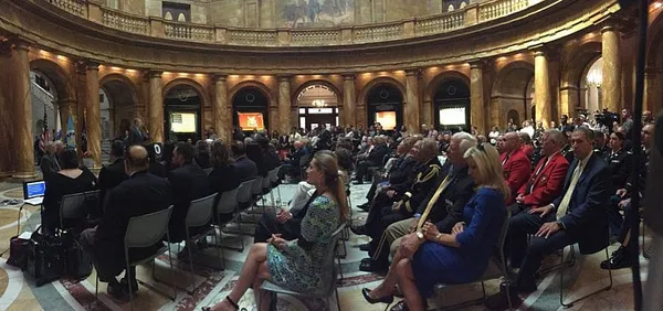 Baker, DeLeo help welcome Medal of Honor recipients