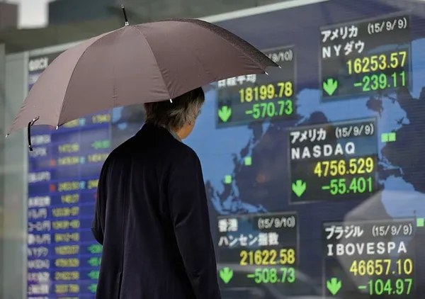 Global stocks sink on Fed rate hike expectations