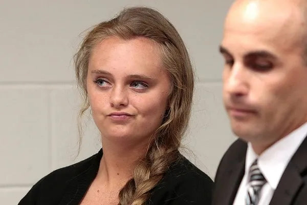 Top court OKs trial for girl who texted boyfriend urging suicide