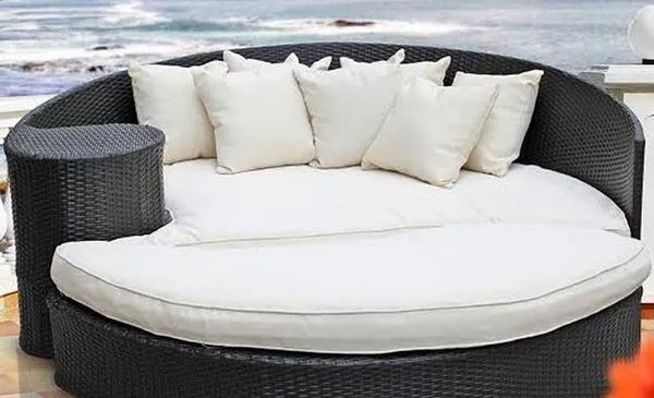 Massachusetts is #1 outdoor decor trend-setter
