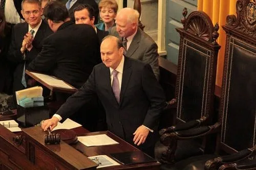 Senate passes $39 billion state spending plan