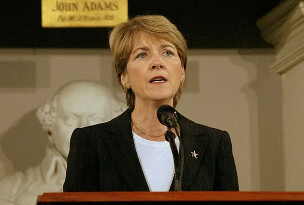 As Healey reviews fantasy sports sites, DraftKings hires Coakley
