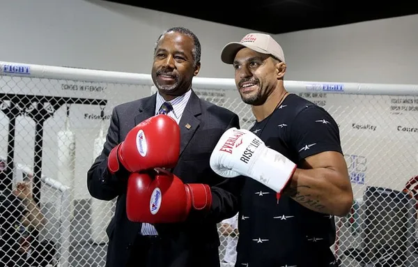 Carson enters GOP debate with momentum; Bush seeks jumpstart