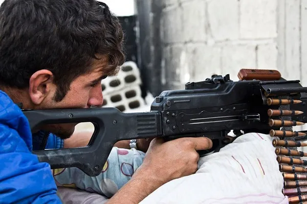 US airdrops small arms ammunition to Syrian Arab groups