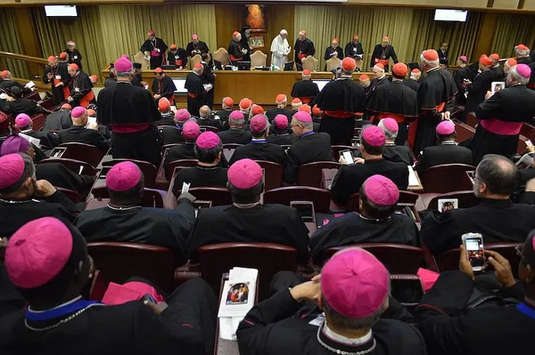 African bishops play major role at contentious Vatican summit