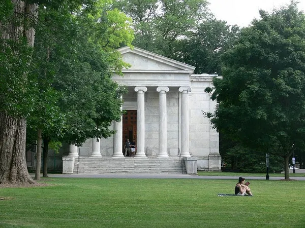 Campuses erupt as students pursue racial grievances