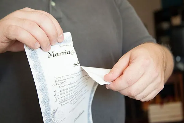 Couple seeking to undo their divorce get turned down