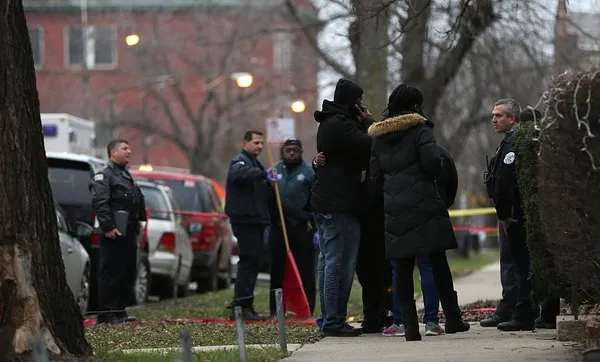 Chicago cops kill black student, woman in confrontation