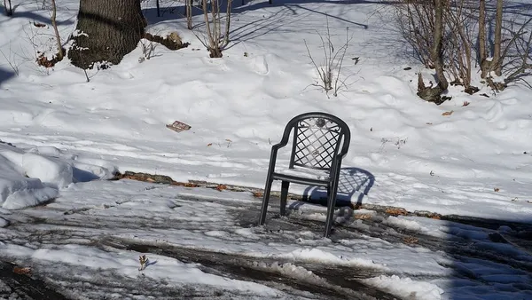 Boston cancels school ahead of snowstorm
