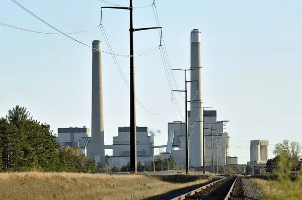 Supreme Court puts Obama’s Clean Power Plan on hold