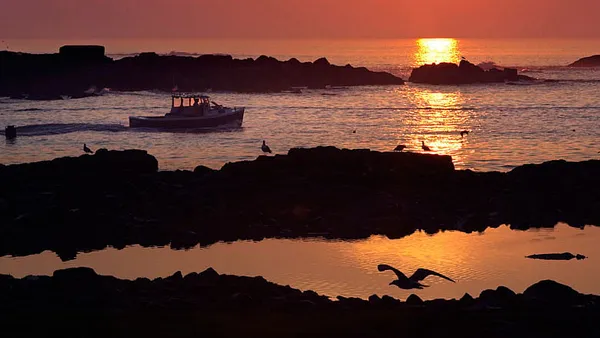 Some New England lawmakers propose leaving Eastern Time