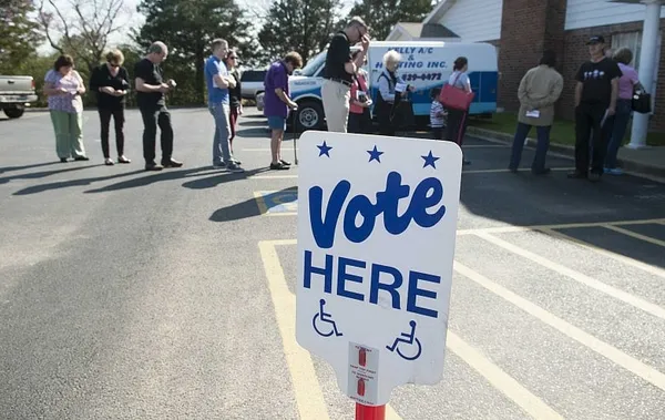 Women, blacks back Clinton as Trump voters seek outsider