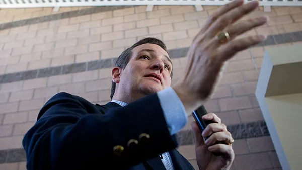 Cruz stresses how easy it is to cross border