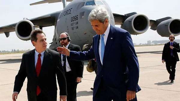 Kerry, in Bahrain, mentions possibility of ‘new arrangement’ with Iran