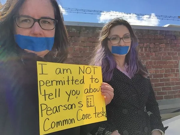 Common Core tests given failing grades by NY teachers