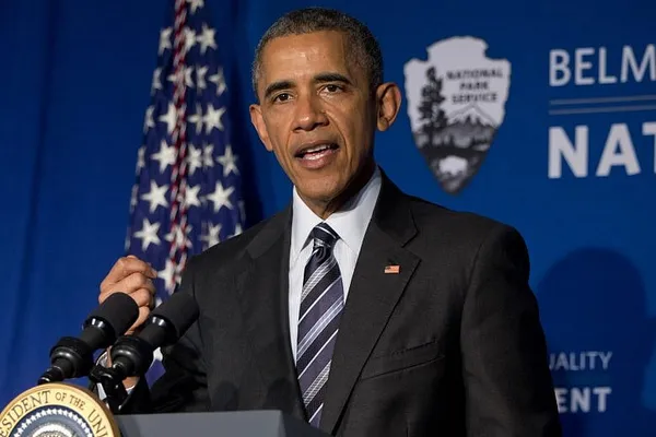 Obama comments on Clinton email raises bias concerns