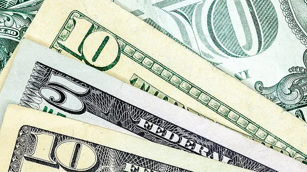 ‘Fight for $15’ moves to Bay State, but economists remain split