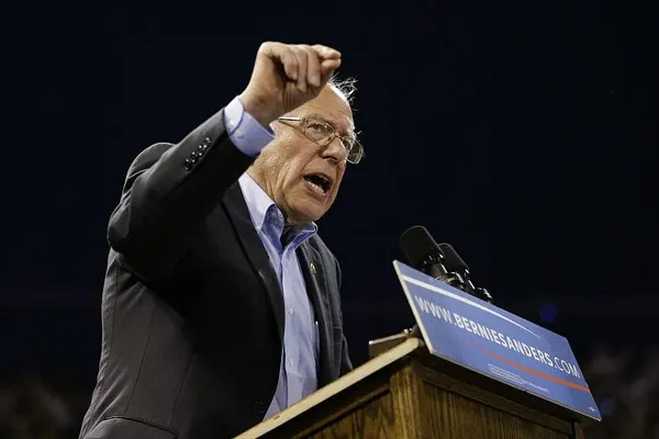 Sanders grates on top Democrats as campaign nears end