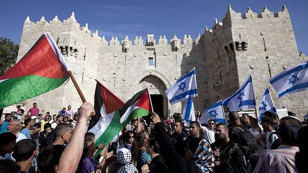 Poll: Liberal Democrats’ sympathies lean toward Palestinians