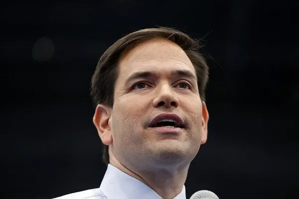 Trump urges Rubio to seek reelection to Senate