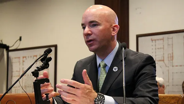 Speed limit bill spurs debate over congestion, ticketing