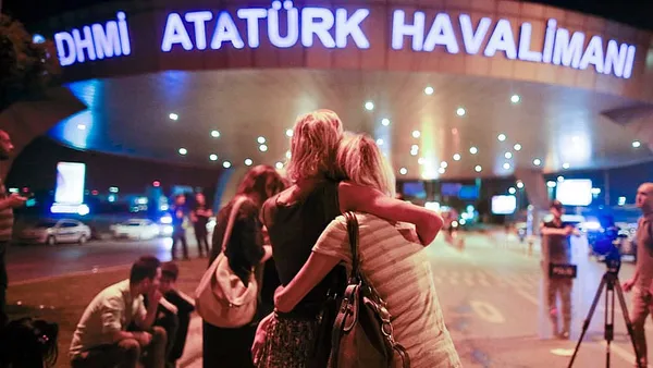Suspected ISIS suicide bombers kill dozens at Istanbul airport