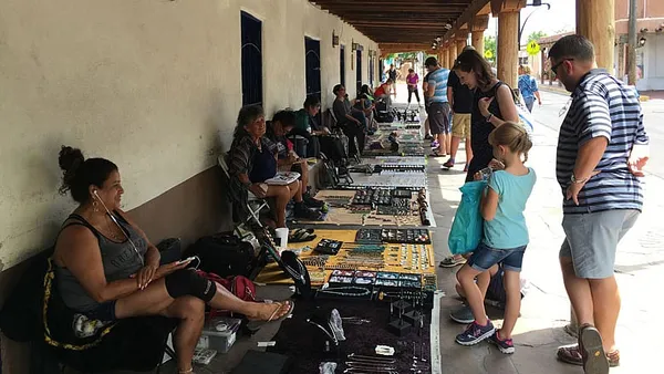 Census: Asians remain fastest-growing racial group in US