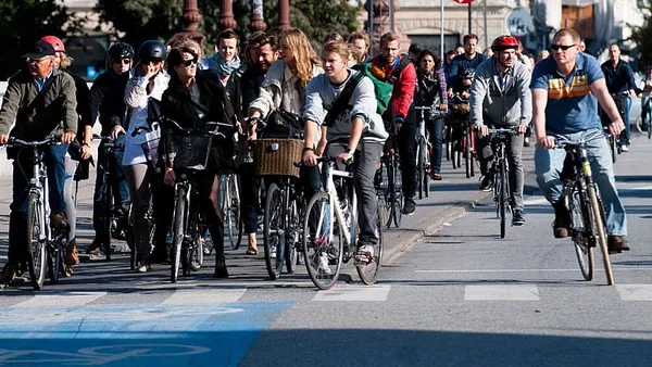 State approves bike tracks as part of Comm Ave. reconstruction