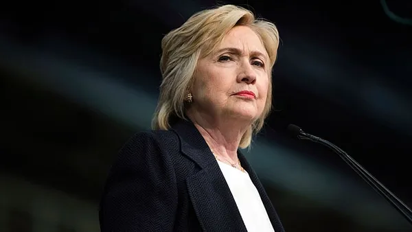 Poll: Clinton struggles to make inroads with young Americans