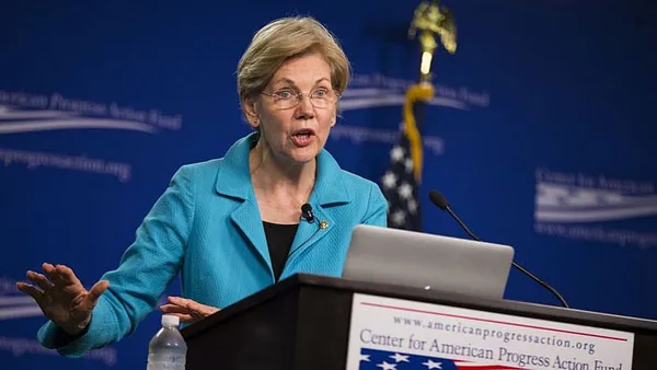 Warren eyes role as Clinton convention gets underway